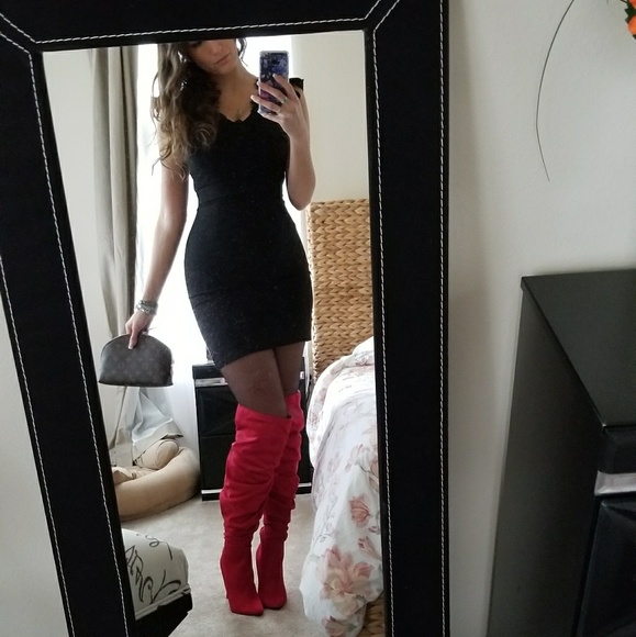 🎉Posh Ambassador!!🎉 - Picture 3 of 4